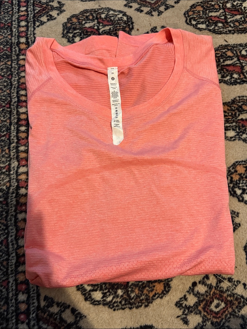 Swiftly Tech Short-Sleeve Shirt 2.0 *Waist Length